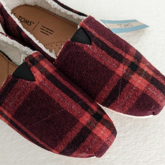 TOMS Slip On Flat Belmont Wool Blend Red Plaid Upper Faux Shearling Lined 10 NWT - Picture 6 of 13